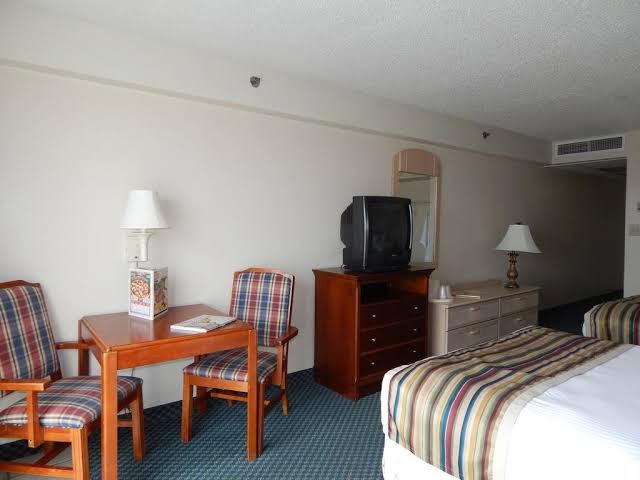 Paradise Plaza Inn photo 2