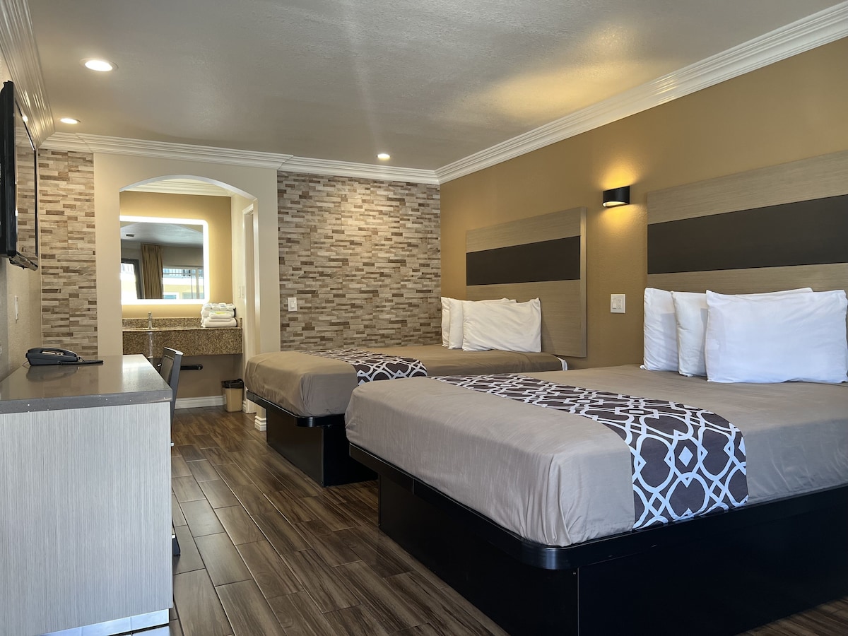 Walnut Inn & Suites photo 2