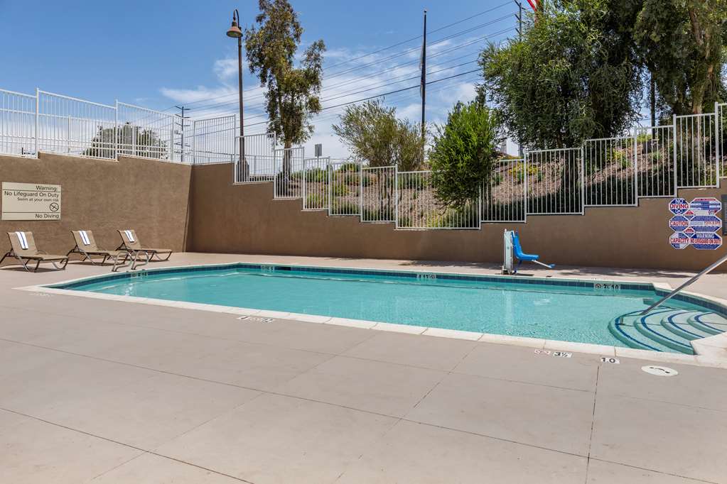 Hampton Inn Norco-Corona-Eastvale photo 3