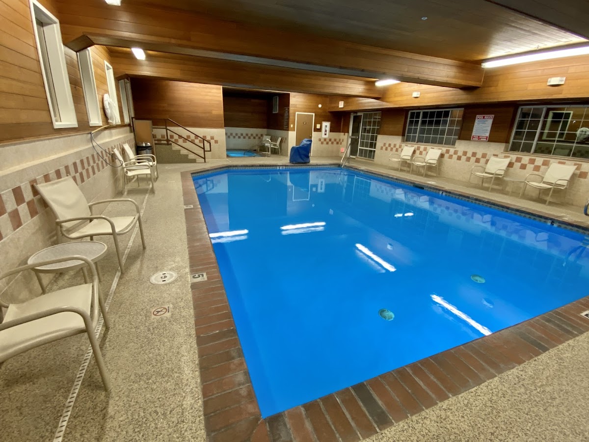 Best Western Plus Rama Inn & Suites photo 3