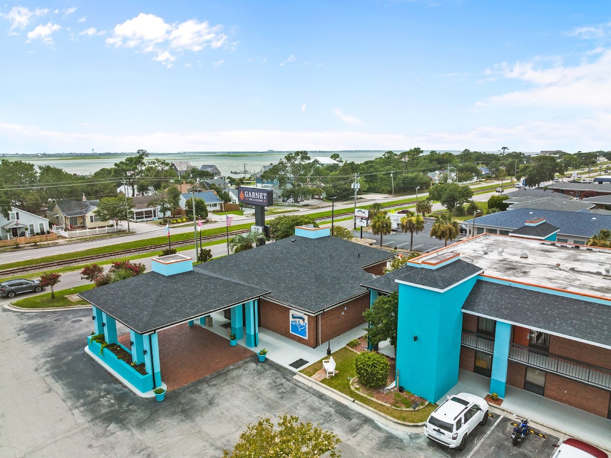 Garnet Inn & Suites, Morehead City