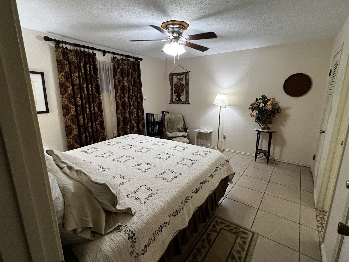 Alamo Inn B&B, Gear & Tours photo 2