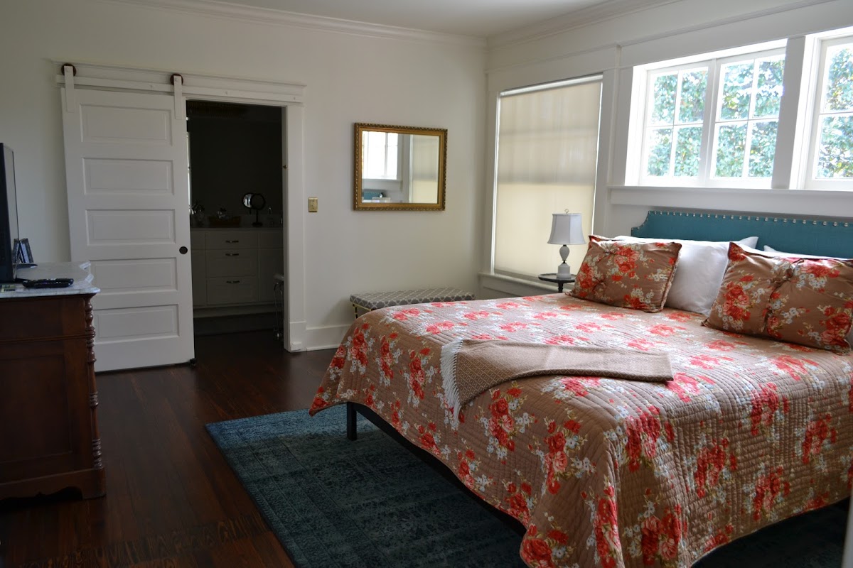 Sharpe House photo 2