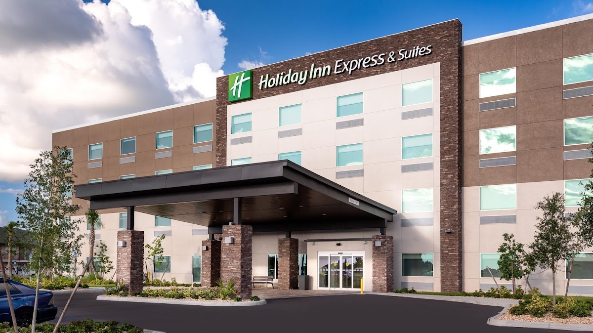 Holiday Inn Express & Suites Punta Gorda by IHG