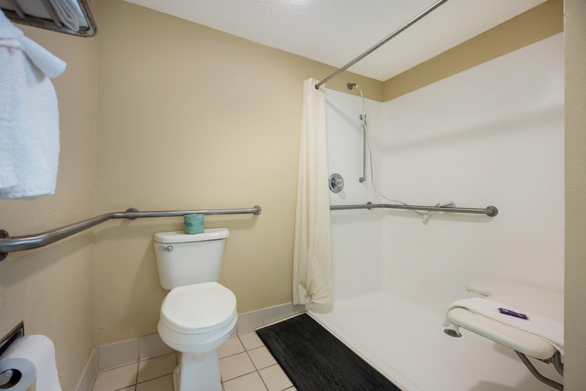 Knights Inn College Station photo 3