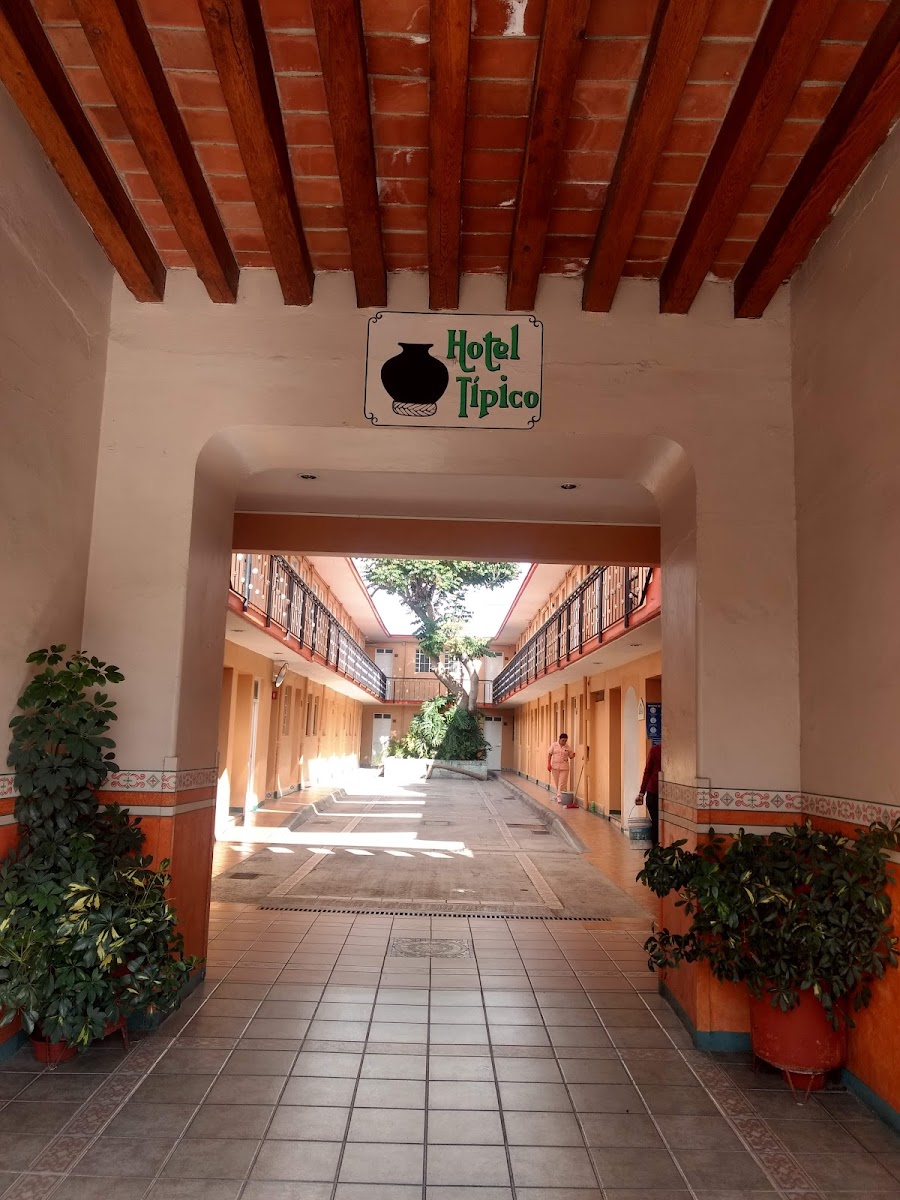 Hotel Típico