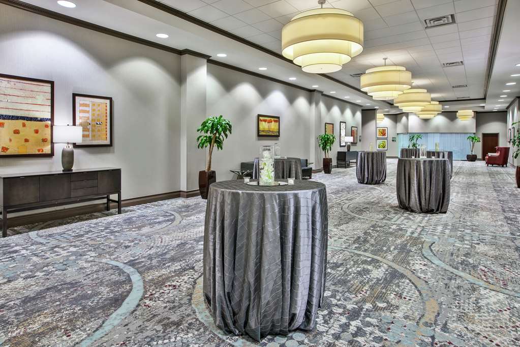 Embassy Suites by Hilton Columbus Airport photo 3