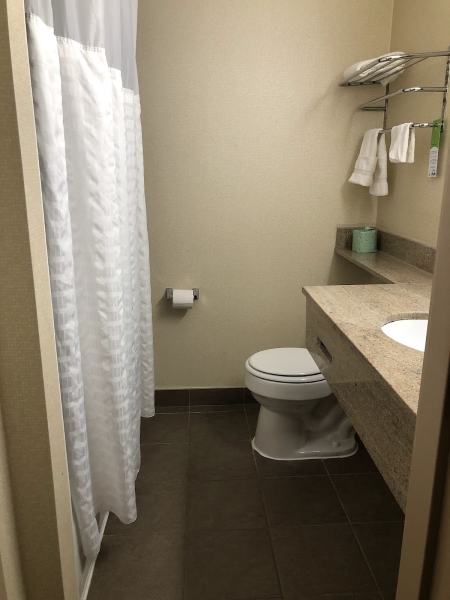 Days Inn by Wyndham Brampton photo 2