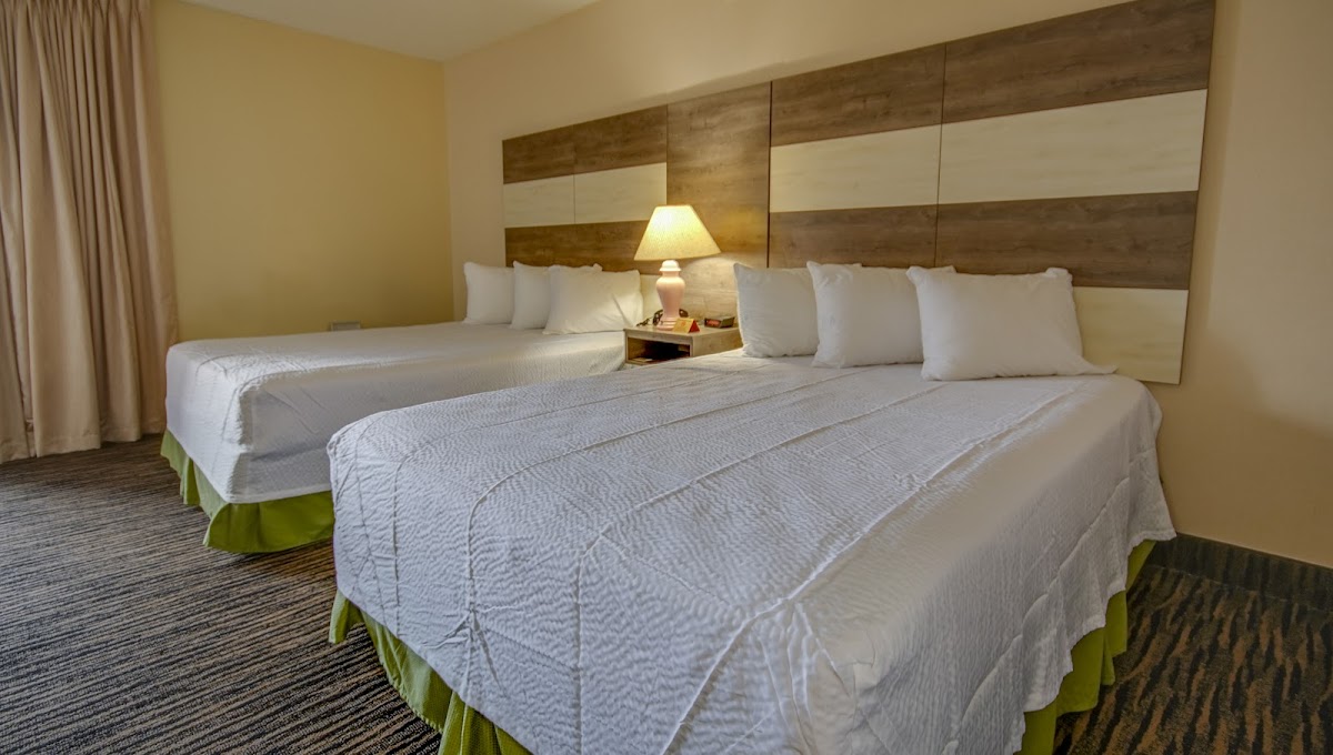 Americana Motor Inn Oceanfront photo 2