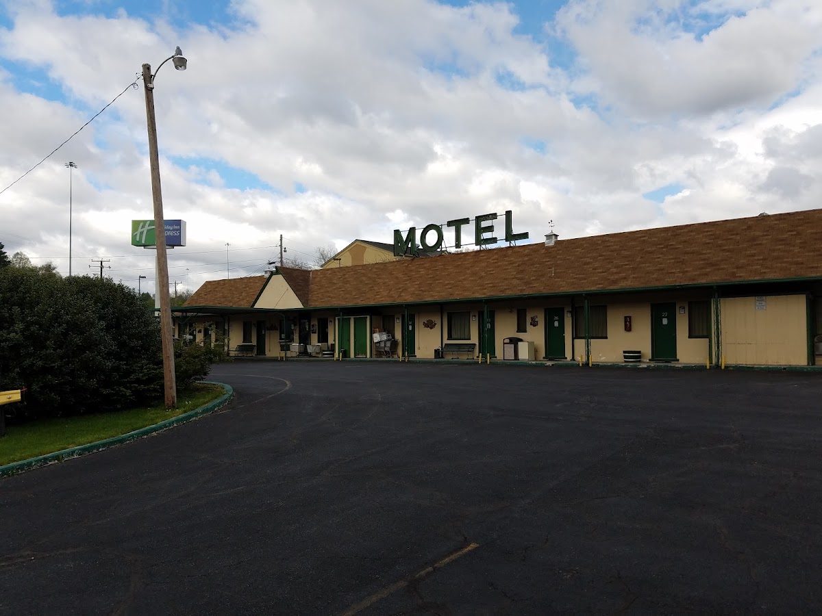 Pinehurst Motel