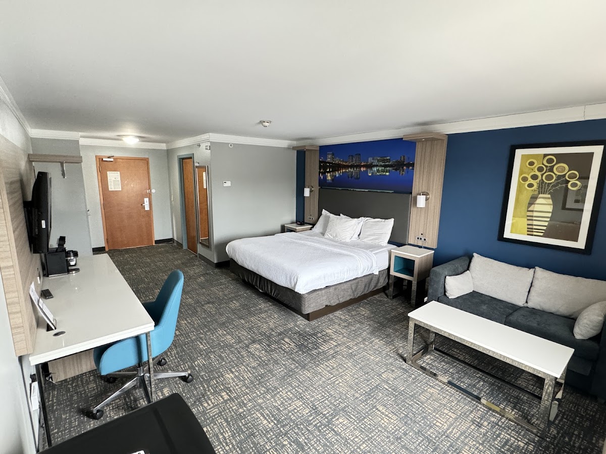 Best Western Plus Glen Allen Inn photo 3