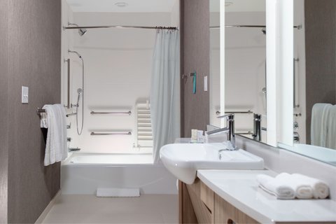 SpringHill Suites by Marriott Durham City View photo 3