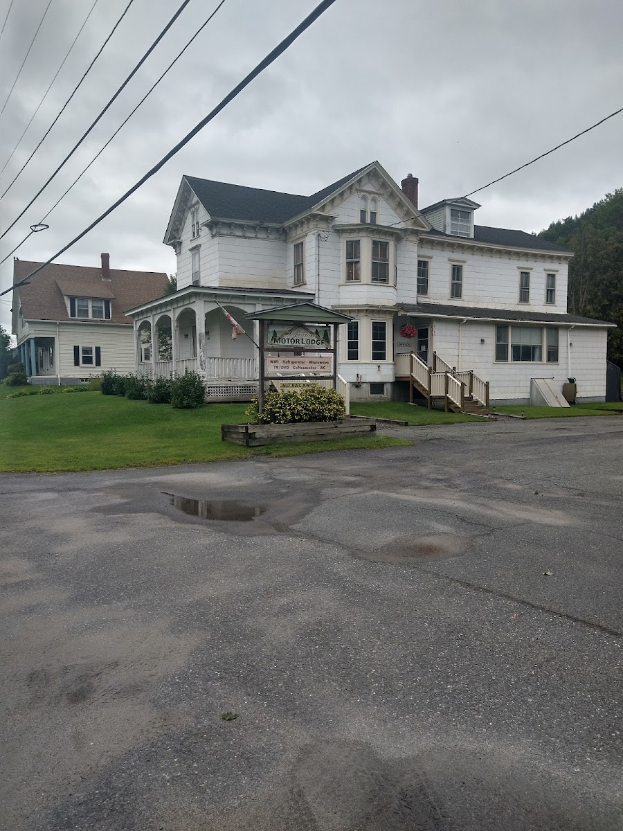 Lyndon Motor Lodge photo 3