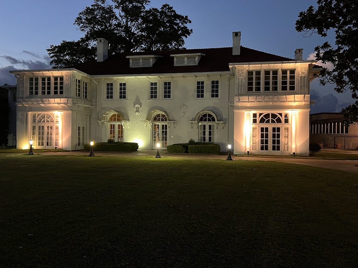 Cutrer Mansion