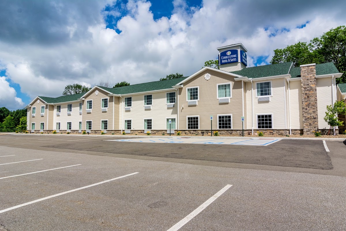 Cobblestone Hotel & Suites - Harborcreek