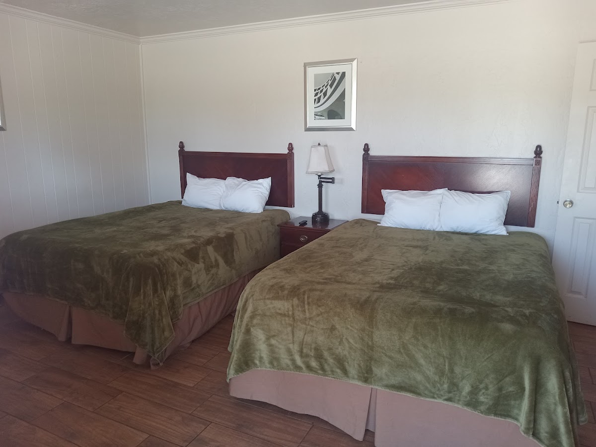 Trend Motel & RV Park photo 2