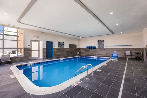 Four Points by Sheraton Elkhart photo 3