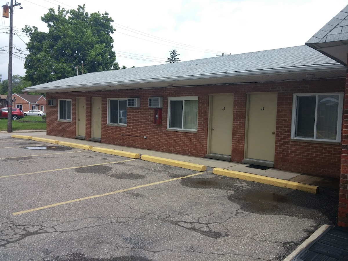 Parklane Motel photo 2