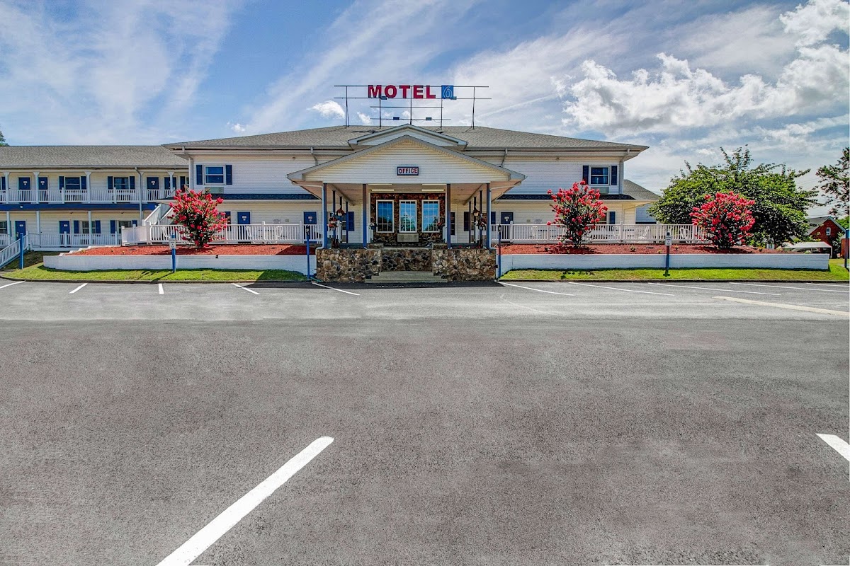 Motel 6 Front Royal, VA
