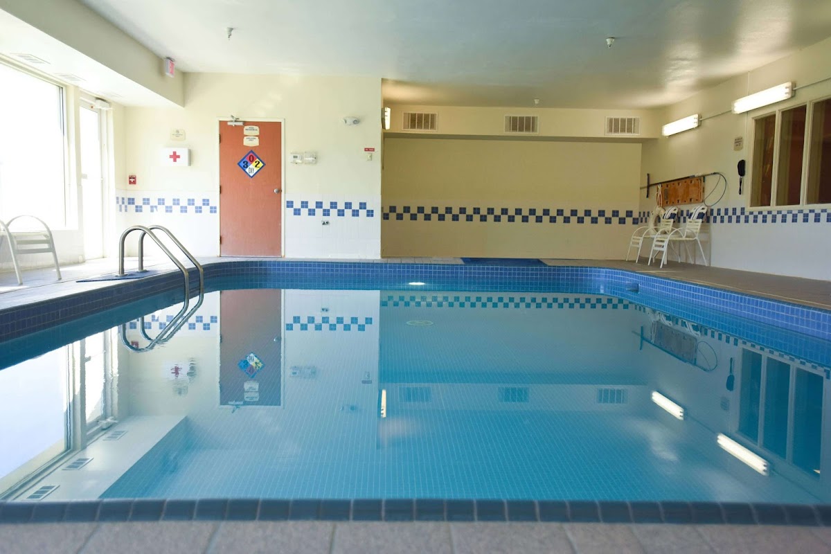 AmericInn by Wyndham Topeka photo 3