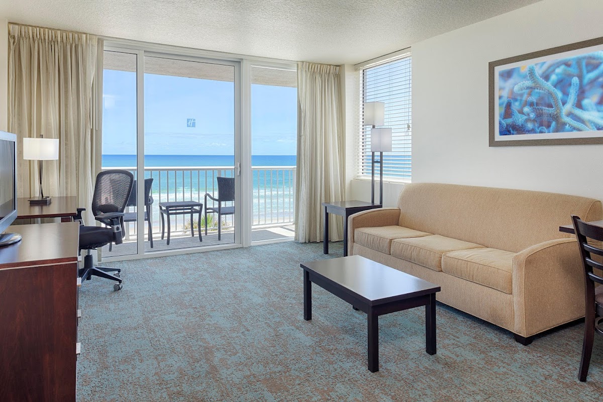 Holiday Inn Resort Daytona Beach Oceanfront by IHG photo 3