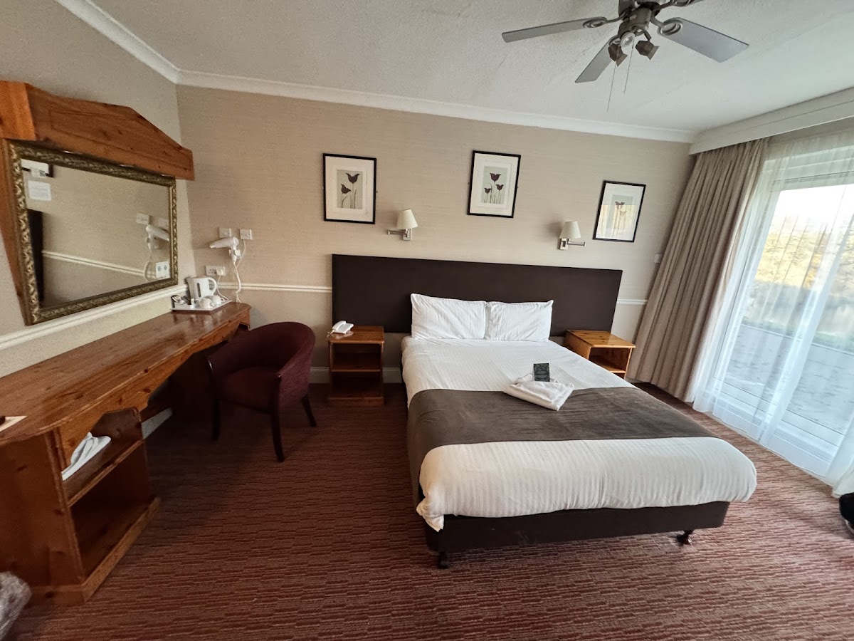 Inn on the Lake photo 2