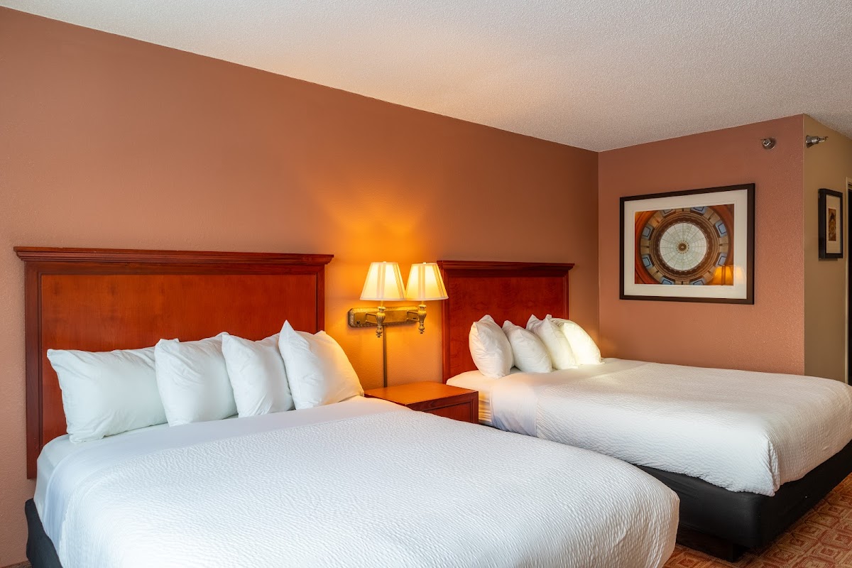 Norland Inn & Suites photo 2