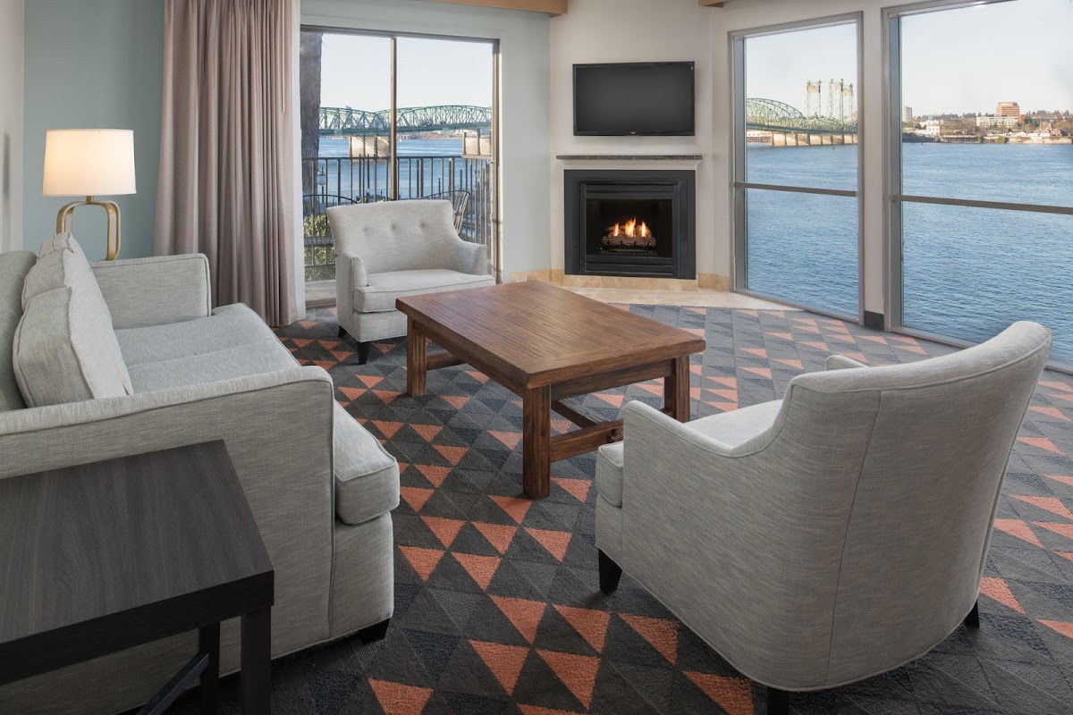 Holiday Inn Portland - Columbia Riverfront by IHG photo 2