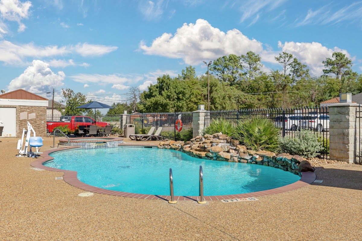 Holiday Inn Express & Suites Fairfield-North by IHG photo 3
