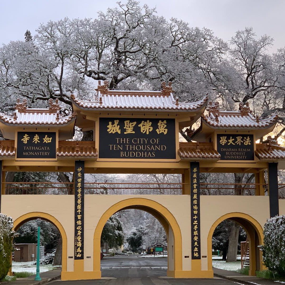 City of Ten Thousand Buddhas