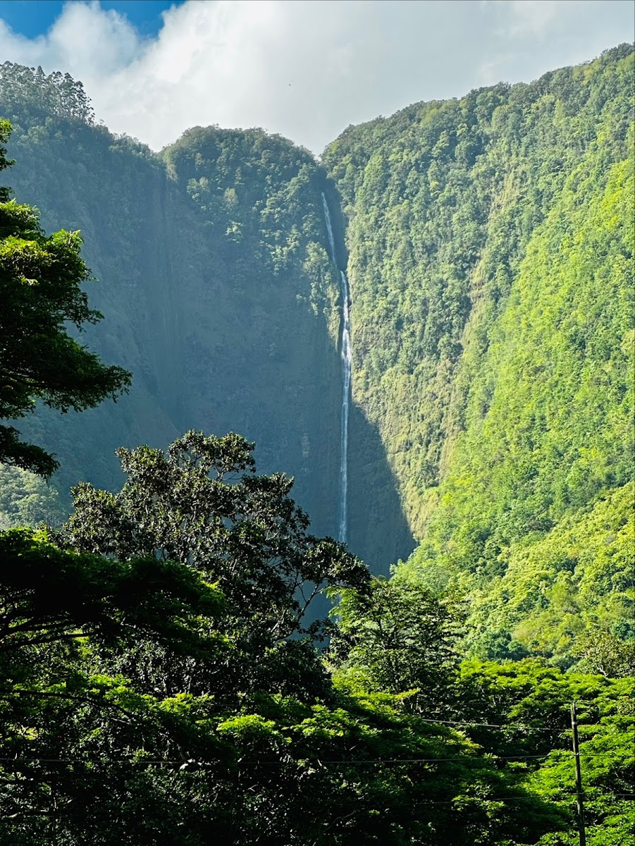 Hiilawe Falls