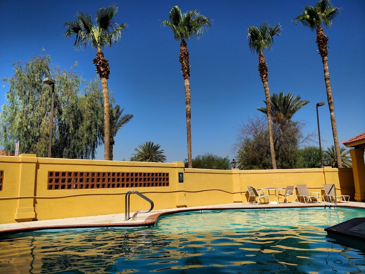 La Quinta Inn & Suites by Wyndham Moreno Valley photo 2