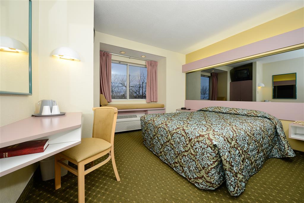Americas Best Value Inn East Syracuse photo 2
