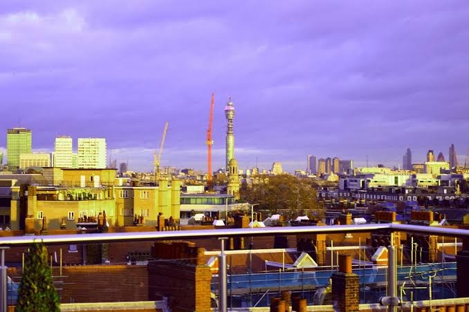 King Arms Hotel. Edgware Rd