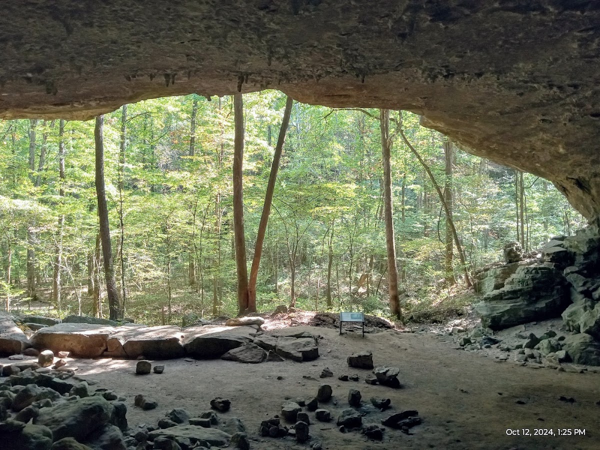 Indian Rockhouse Trail