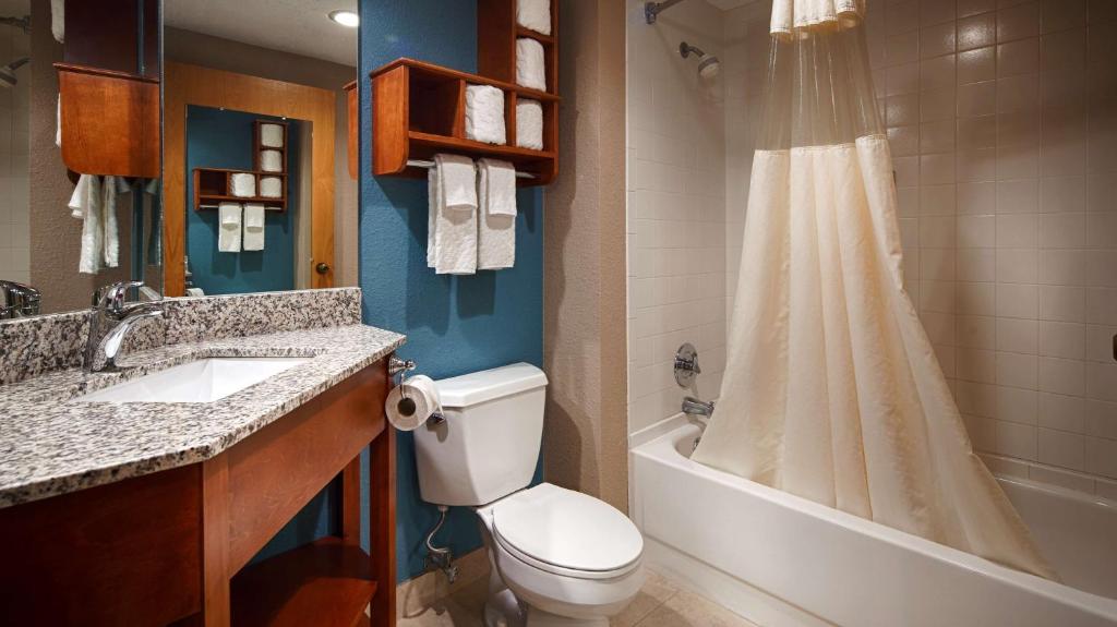 Days Inn by Wyndham Dayton Airport photo 3