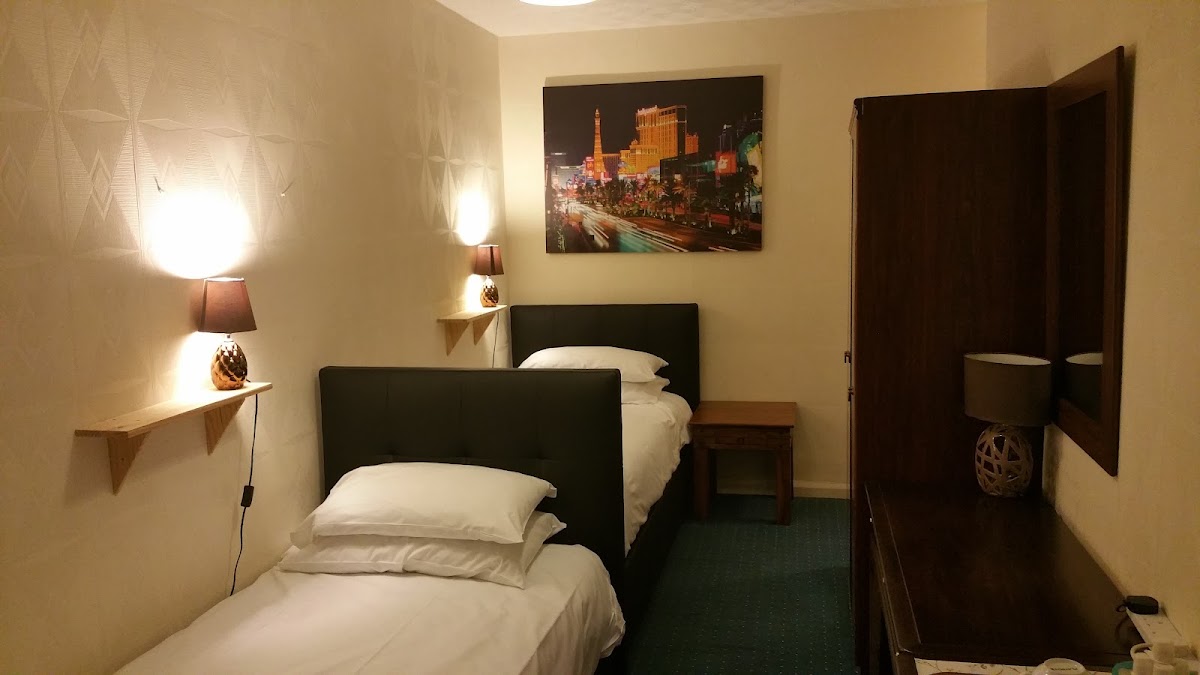 Maindee Guest House photo 2