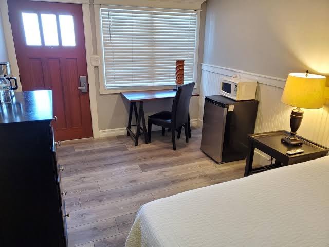 Coronado Inn photo 3