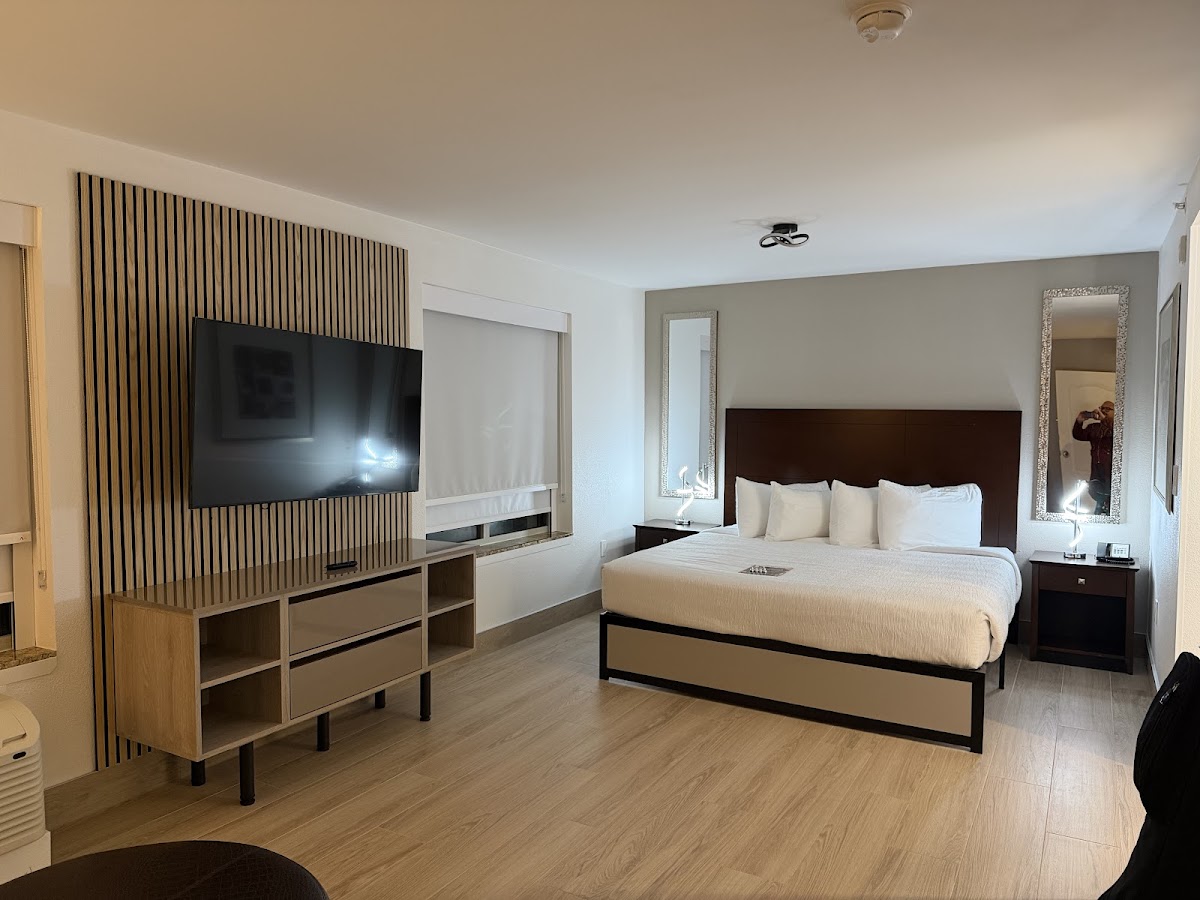 Room 9