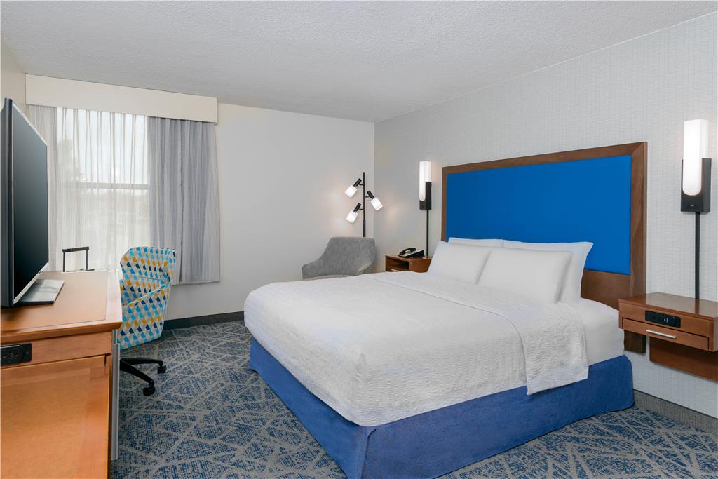 Hampton Inn Buffalo-Airport/Galleria Mall photo 2