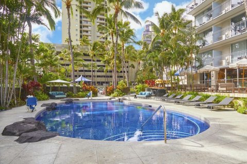 Courtyard by Marriott Waikiki Beach photo 3