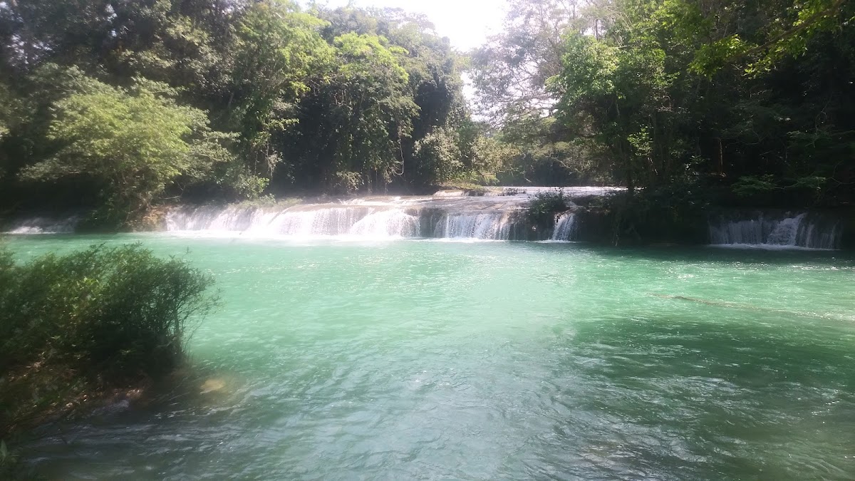 Cascadas De Tuli Ha