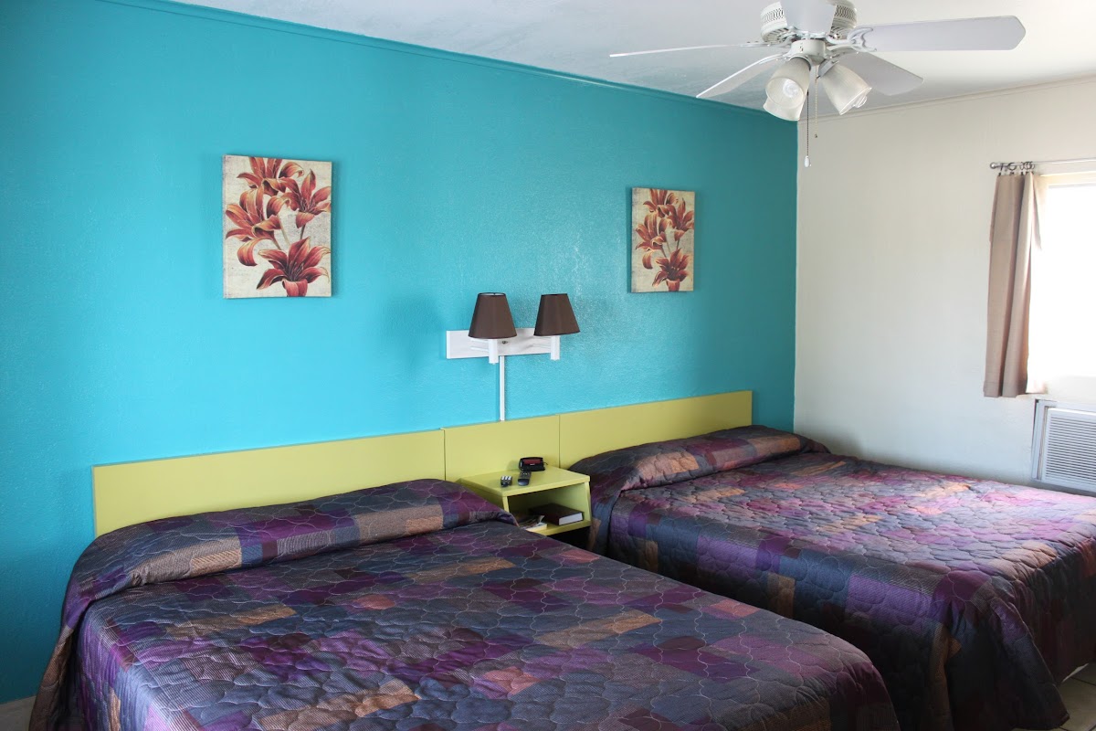 Carter's Motel & Mobile Village photo 2