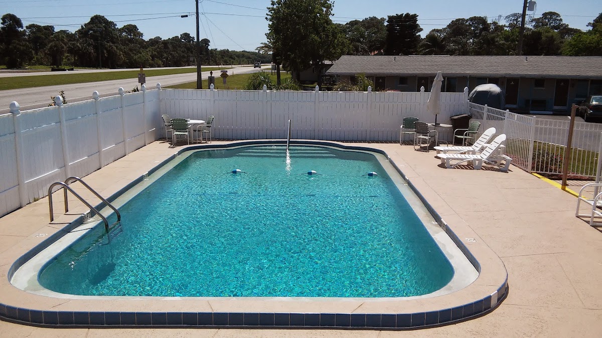 Carter's Motel & Mobile Village photo 3