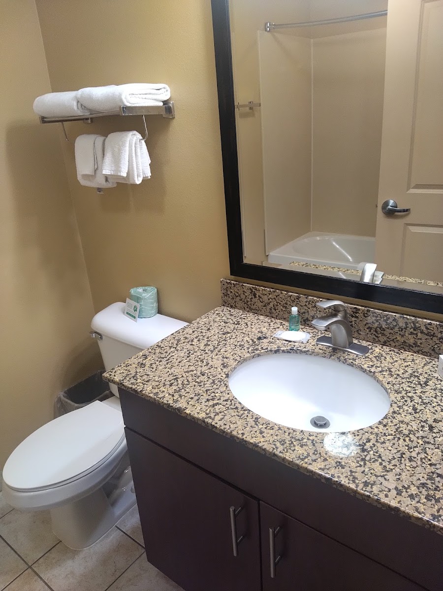 MainStay Suites Minot photo 3