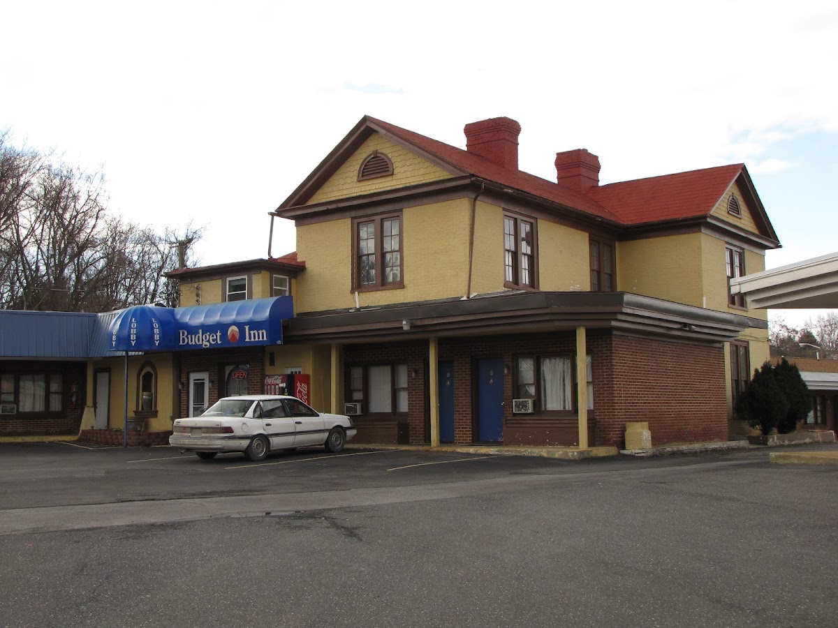 Budget Inn-Staunton