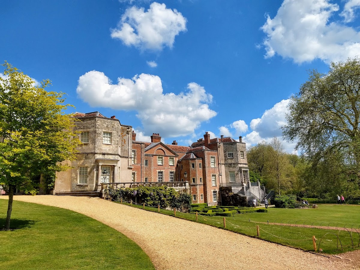 National Trust - Mottisfont