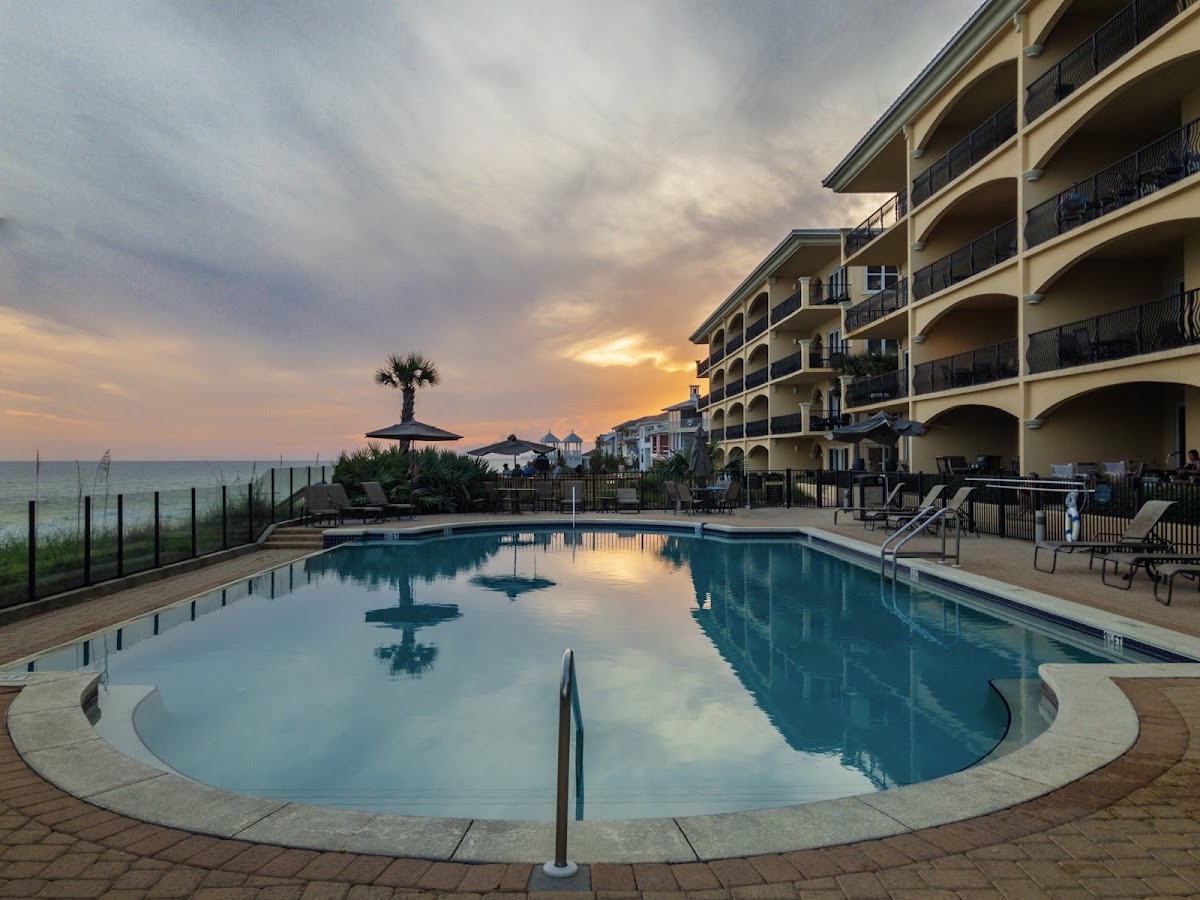 Adagio Condominiums photo 2