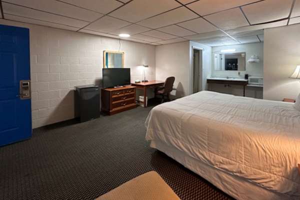 Rodeway Inn Flora photo 2