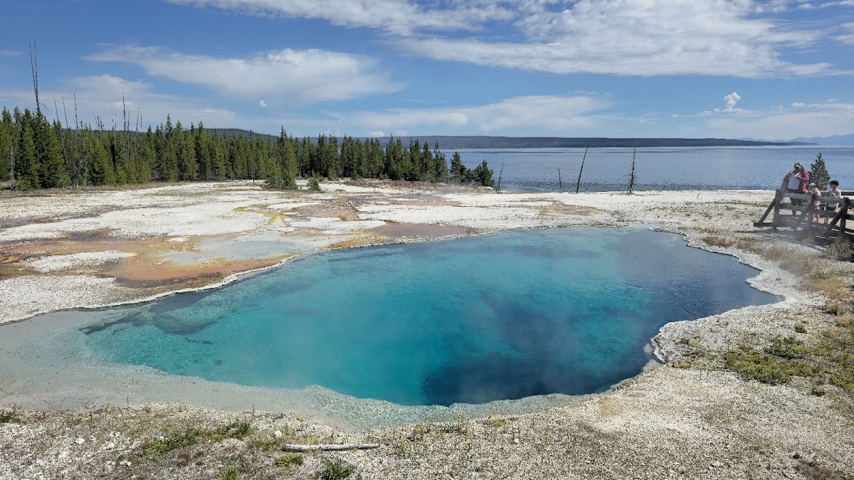Thumb Geyser